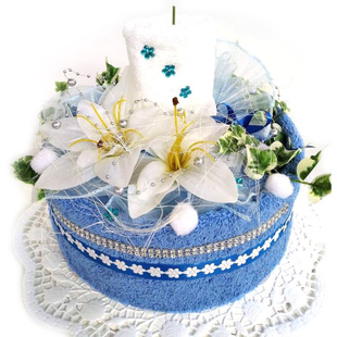 Textilní dort modrobílý - svíce a květiny