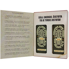 Kosmetická sada v knize pro turisty