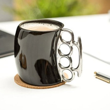 Drsný hrnek - černý