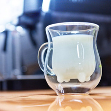 Konvička na mléko s vemínkem