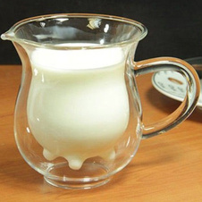 Konvička na mléko s vemínkem