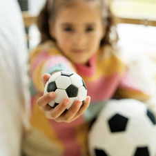 Fotbalový míč - hlavolamová hra