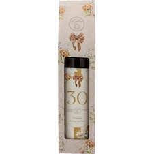 Dárkové bílé víno pro ženu k 30. narozeninám