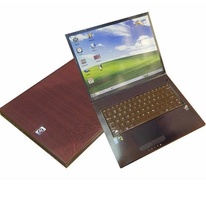 Notebook s čokoládovou klávesnicí