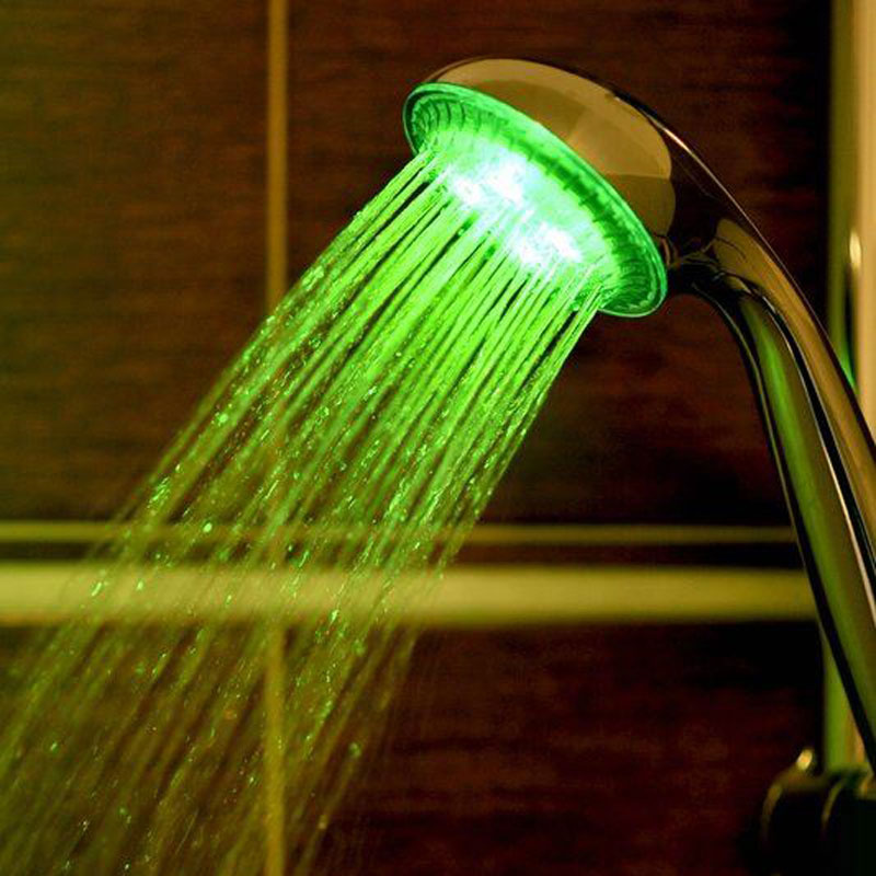 Barevná sprchová hlavice